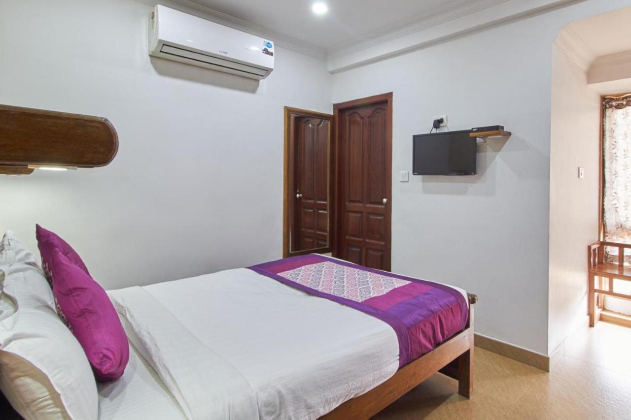 Hotel Mart View Kochi エクステリア 写真