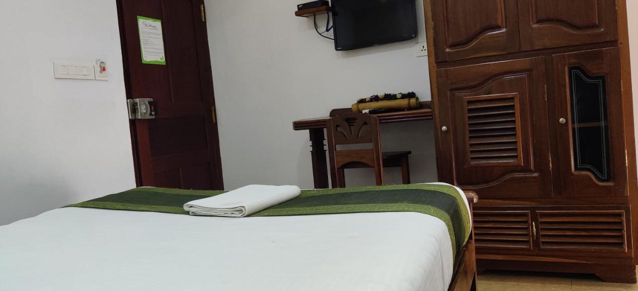 Hotel Mart View Kochi エクステリア 写真