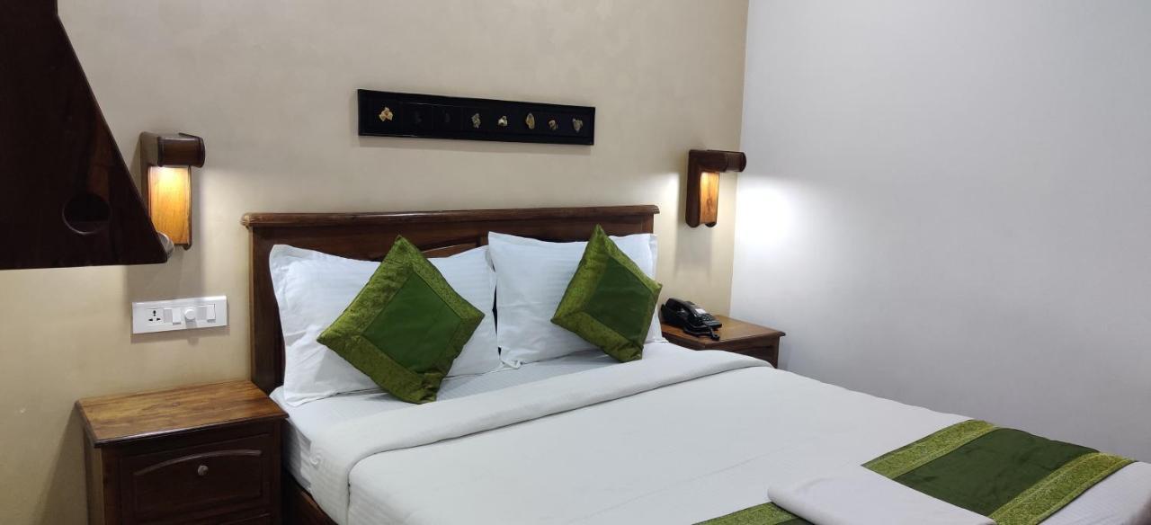 Hotel Mart View Kochi エクステリア 写真