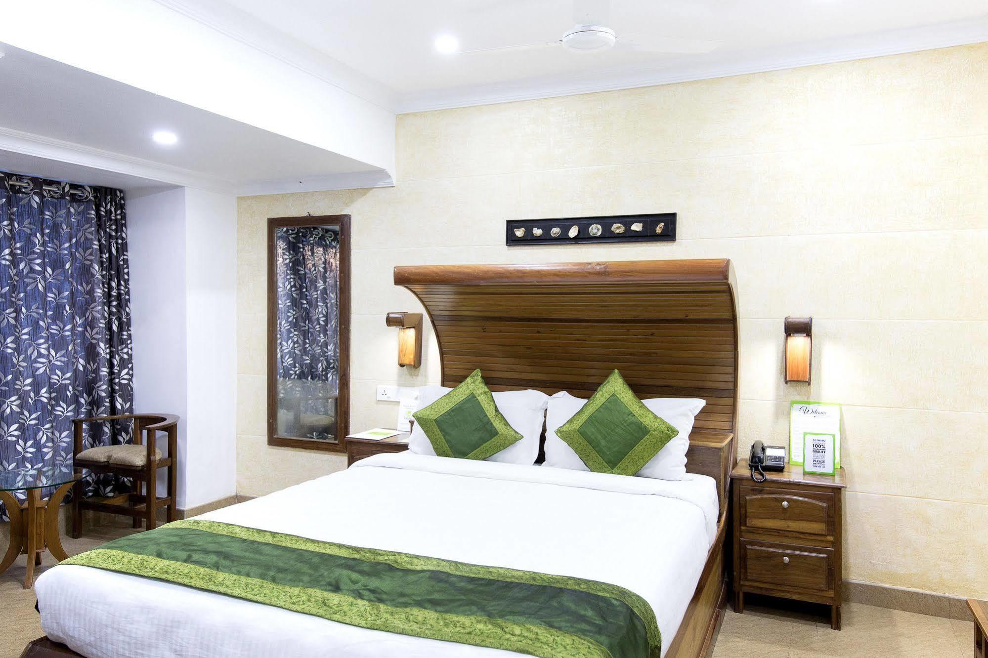 Hotel Mart View Kochi エクステリア 写真
